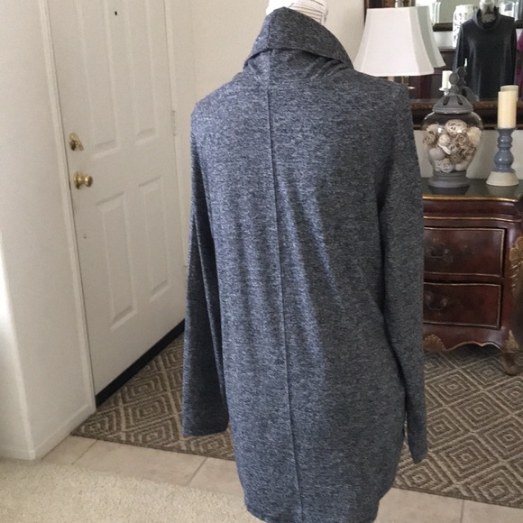 Super comfy top by Max Studio NWT - Picture 2 of 7